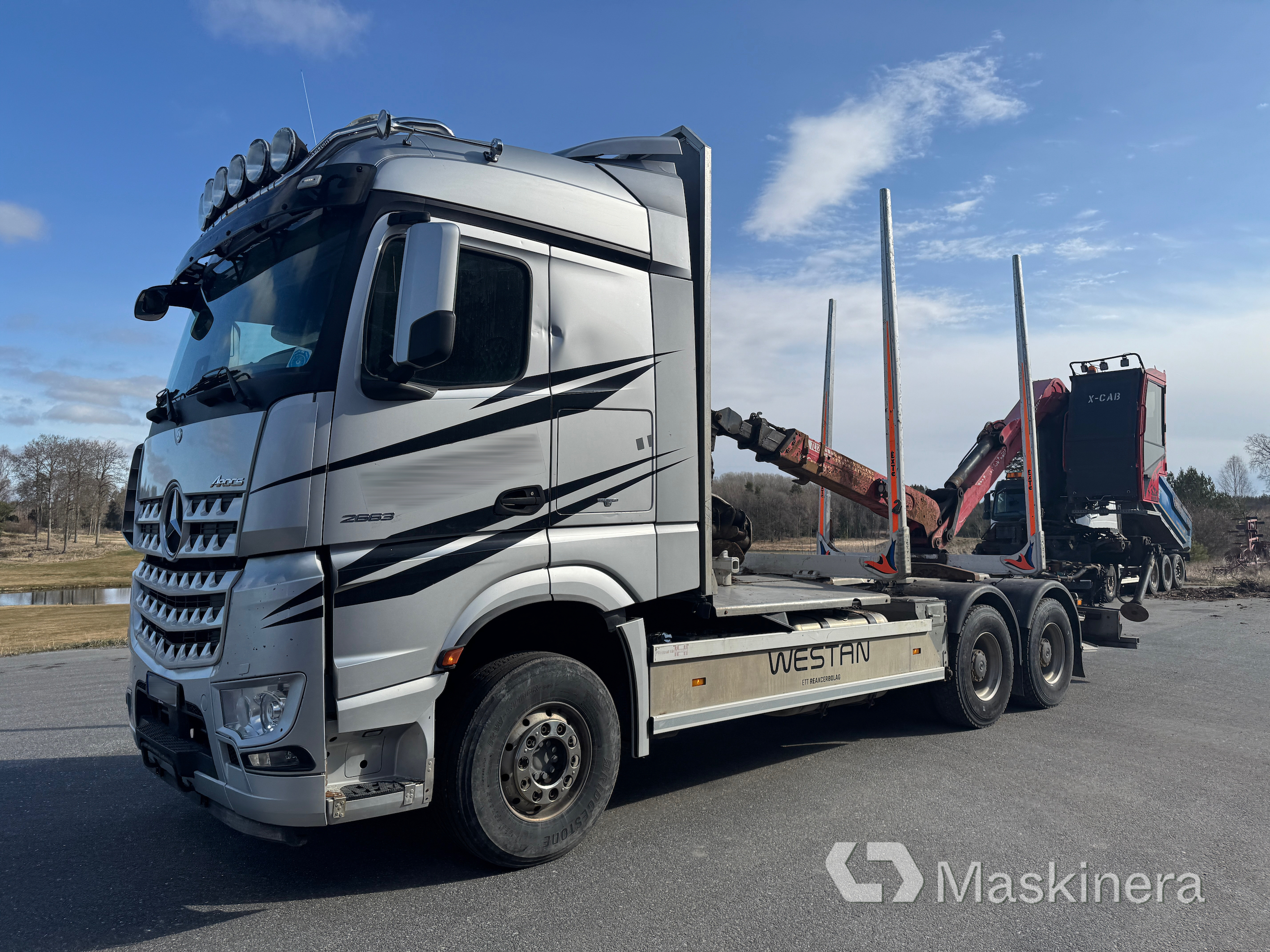 Timmerbil Mercedes-Benz Arocs X-CAB