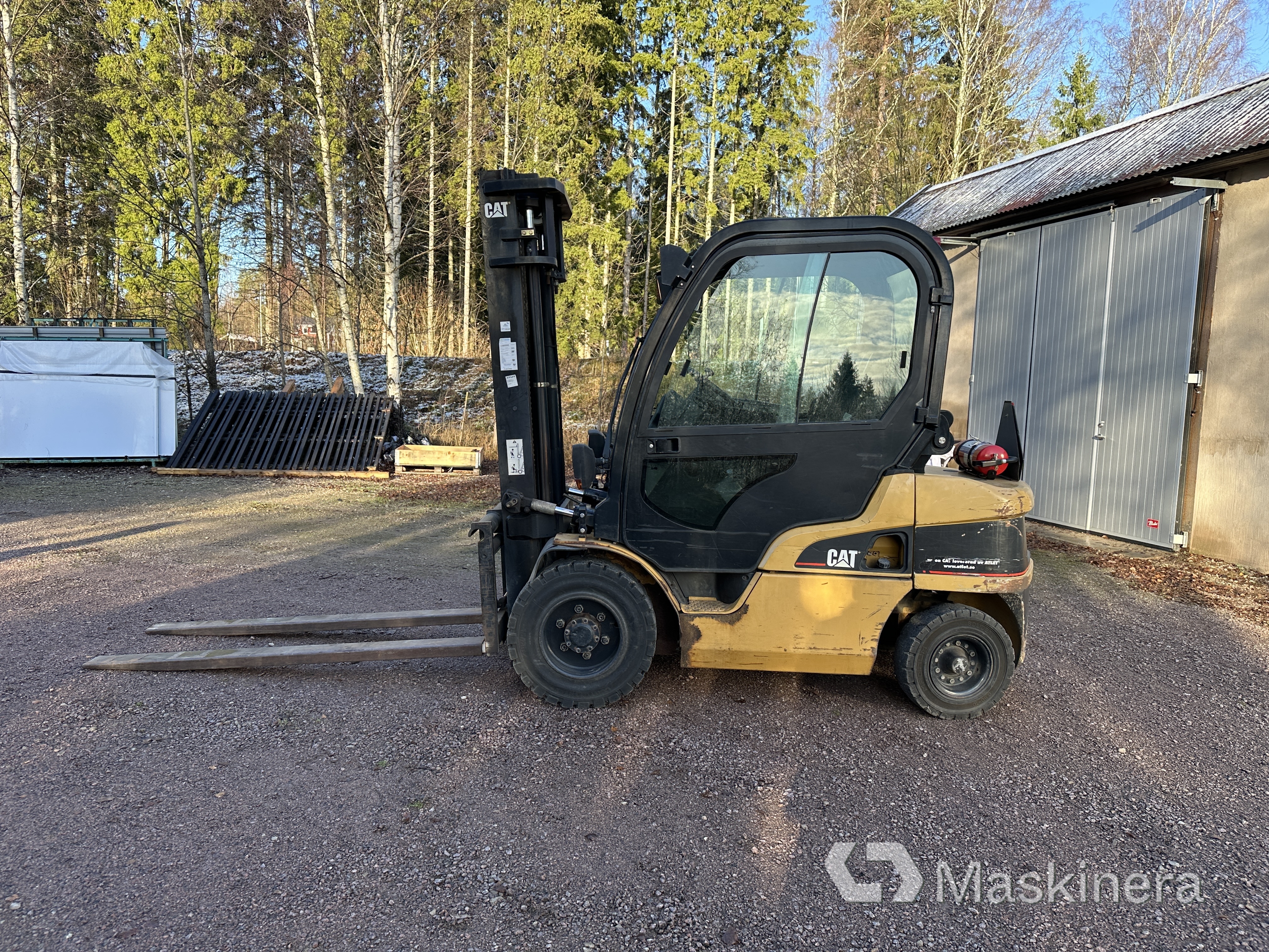 Gaffeltruck Caterpillar DP30N