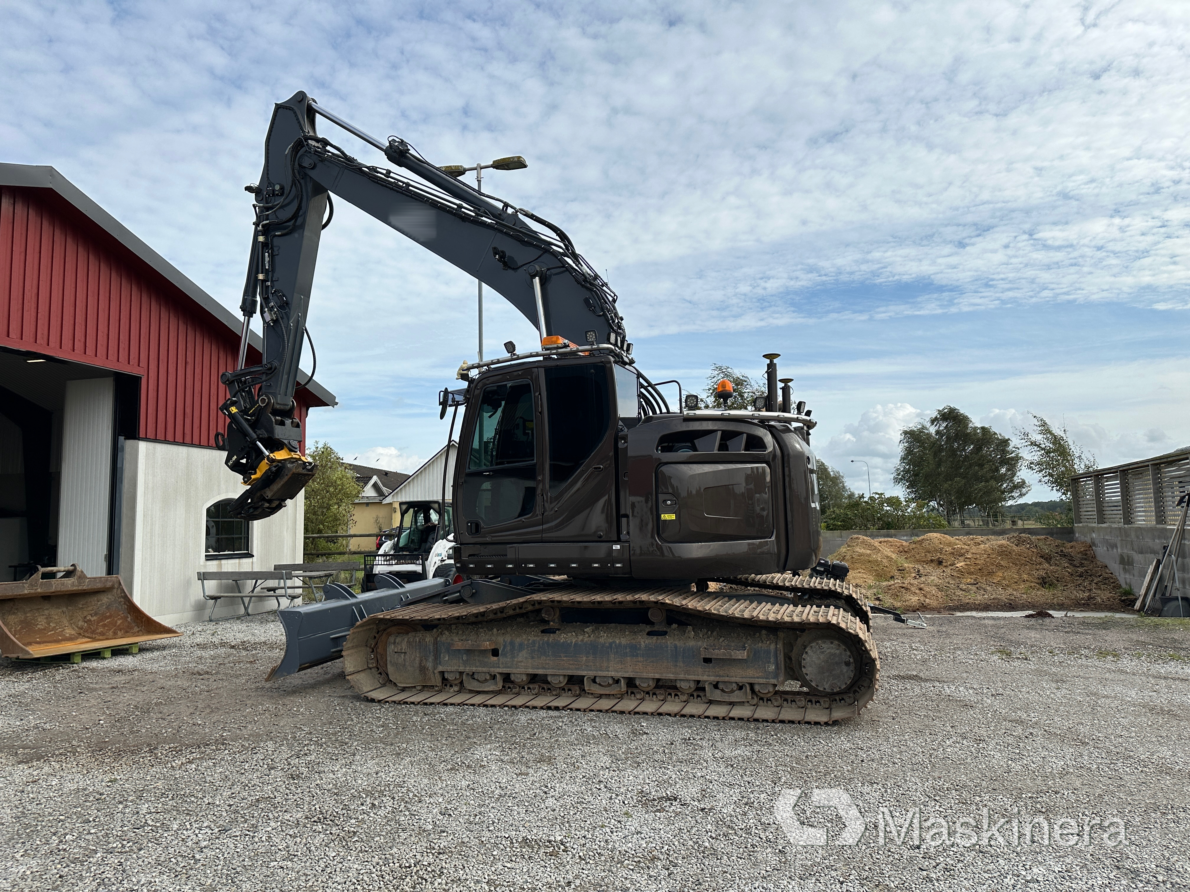 Grävmaskin Kobelco SK270SRNLC-5