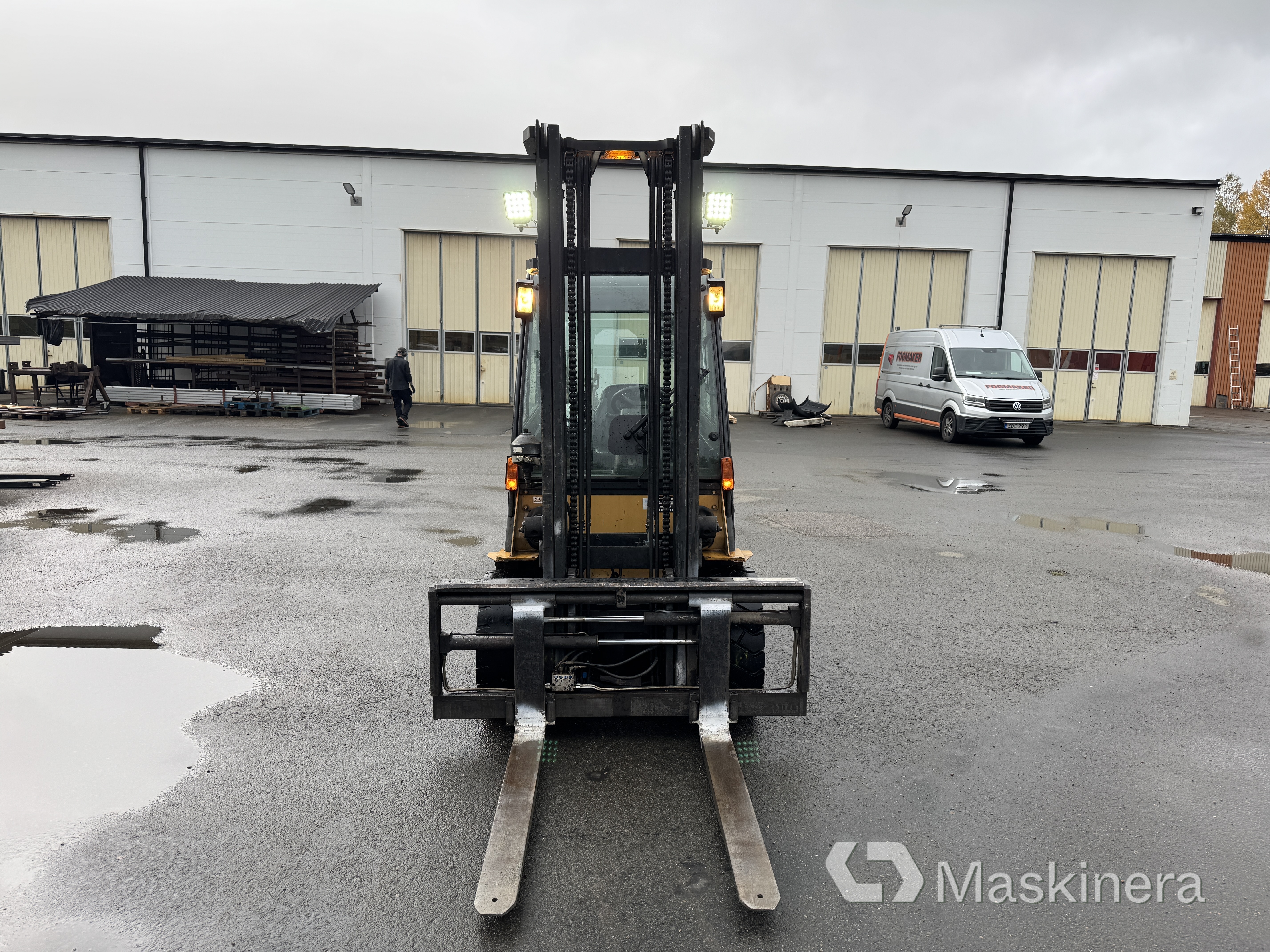 Dieseltruck CAT DP30N