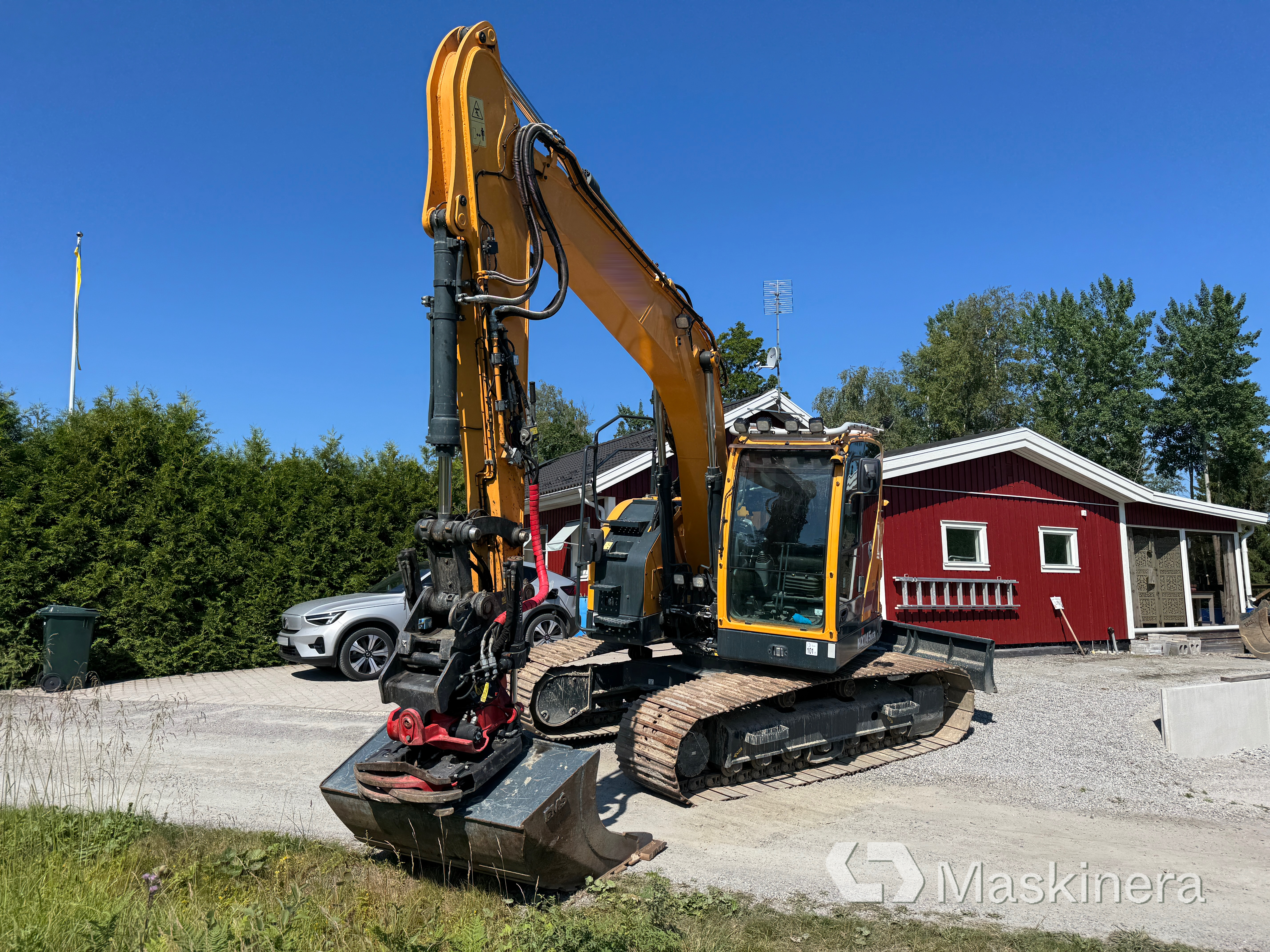Grävmaskin Hyundai HX145LCR