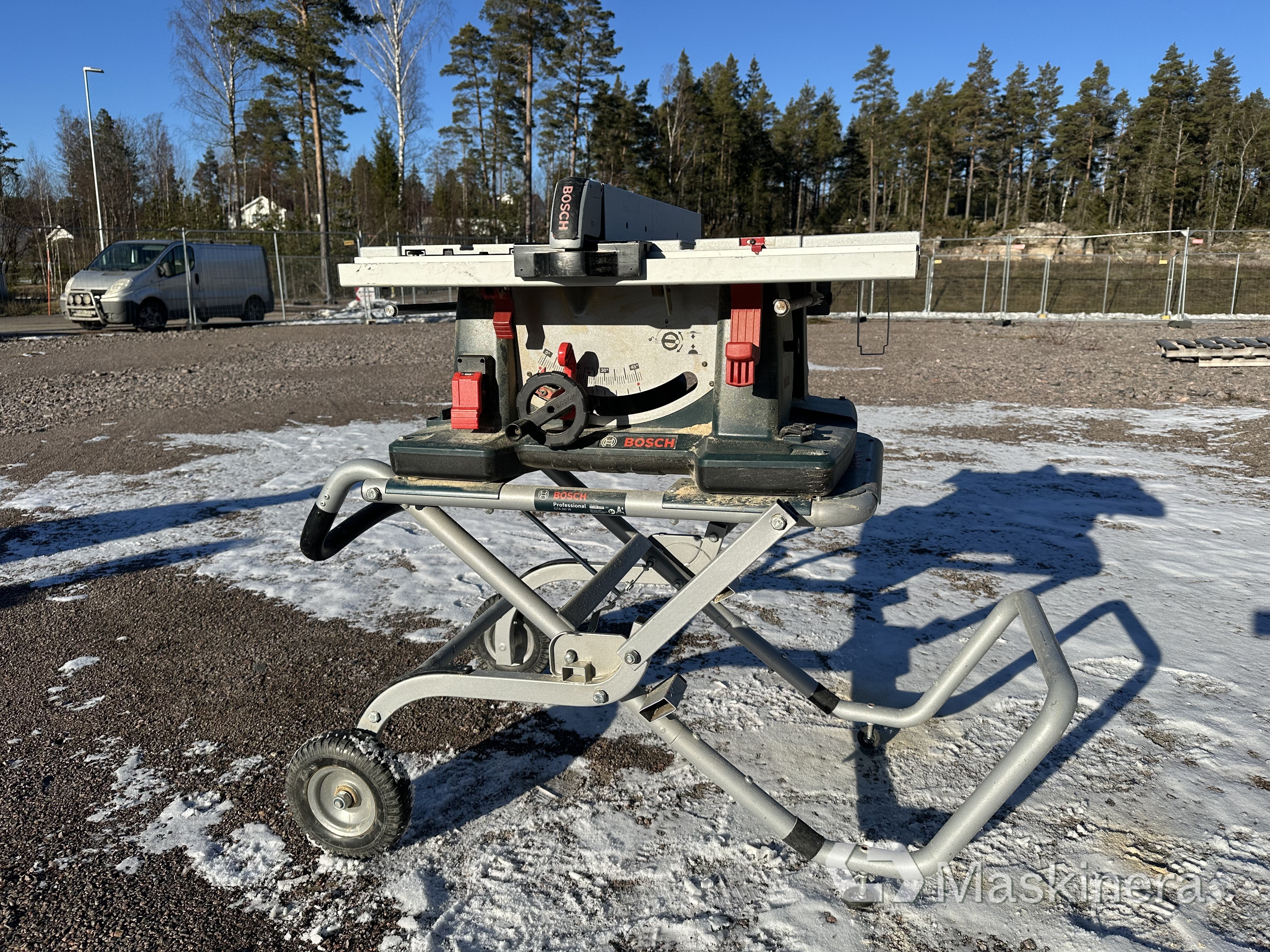 Bordssåg Bosch GTS 10 XC med stativ 
