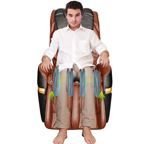 Osaki OS-2000 Massage Chair user