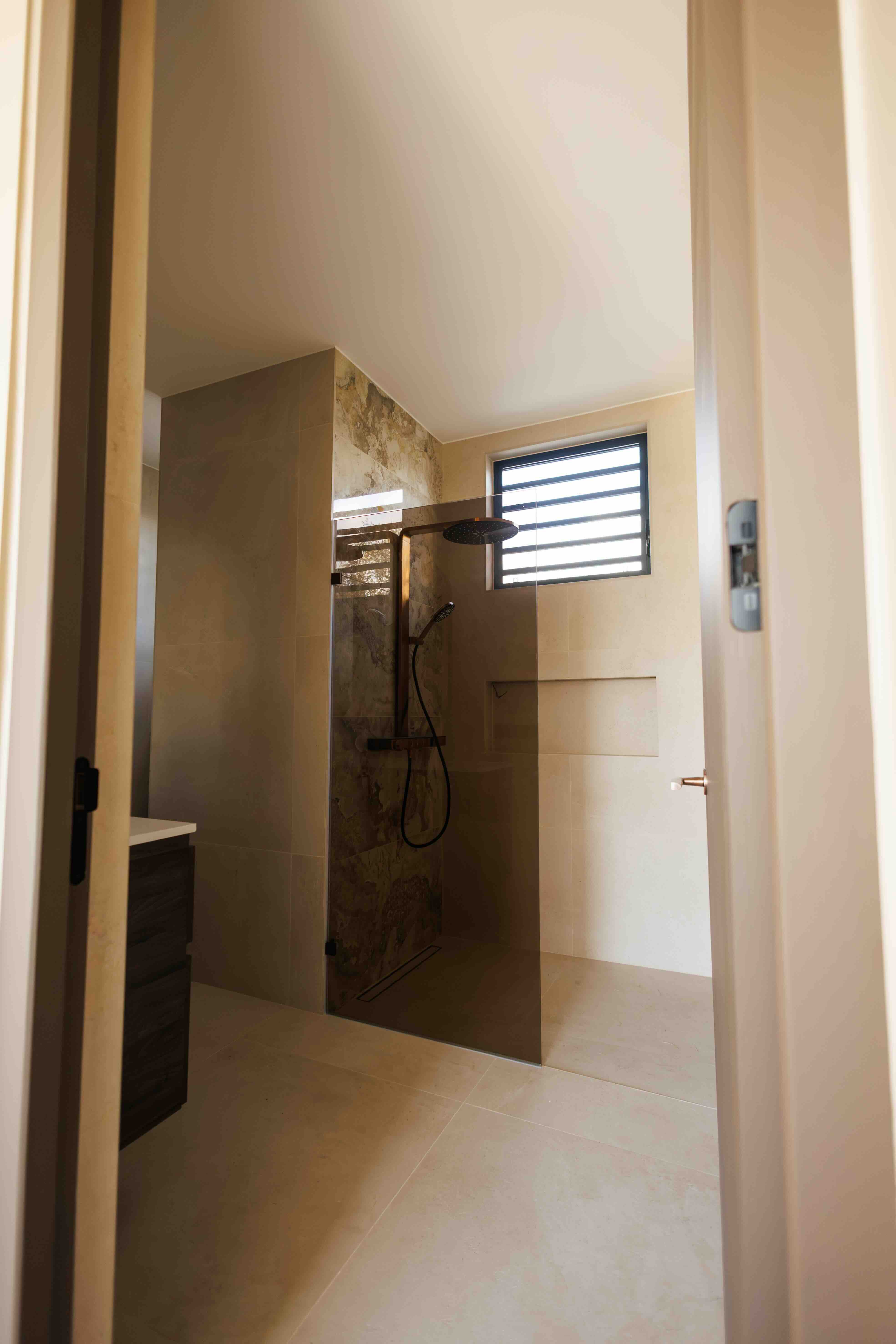 Precision in Every Detail: The Craftsmanship Behind a Beautiful Bathroom gallery 6