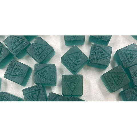 Blue Raspberry Cube Gummies 10mg/100mg Sativa Lift Entourage Edibles