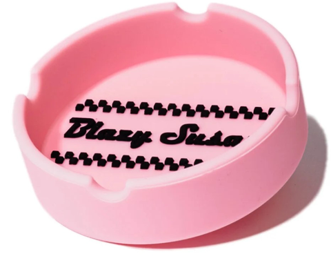 Blazy Susan Classic Silicon Ashtray