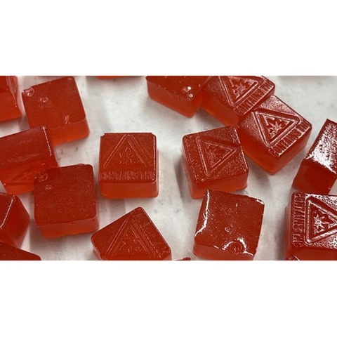 Strawberry Cube Gummies 10mg/100mg Indica Chill Entourage Edibles