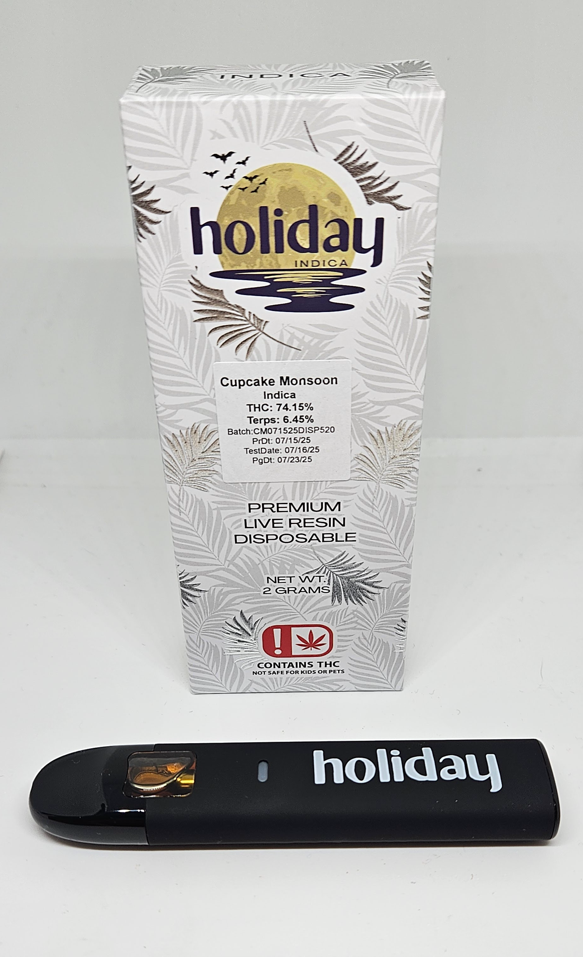 HOLIDAY CUPCAKE MONSOON 2G LIVE RESIN VAPORIZER
