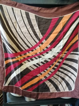 foulard balenciaga vintage