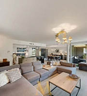 3 3746004448000000874