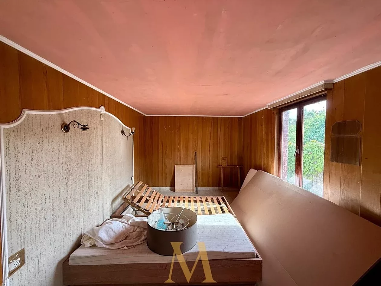 7 3746004448000001041