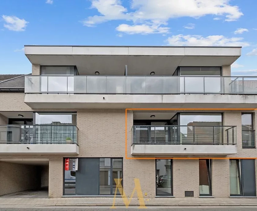 1 3746004448000000494