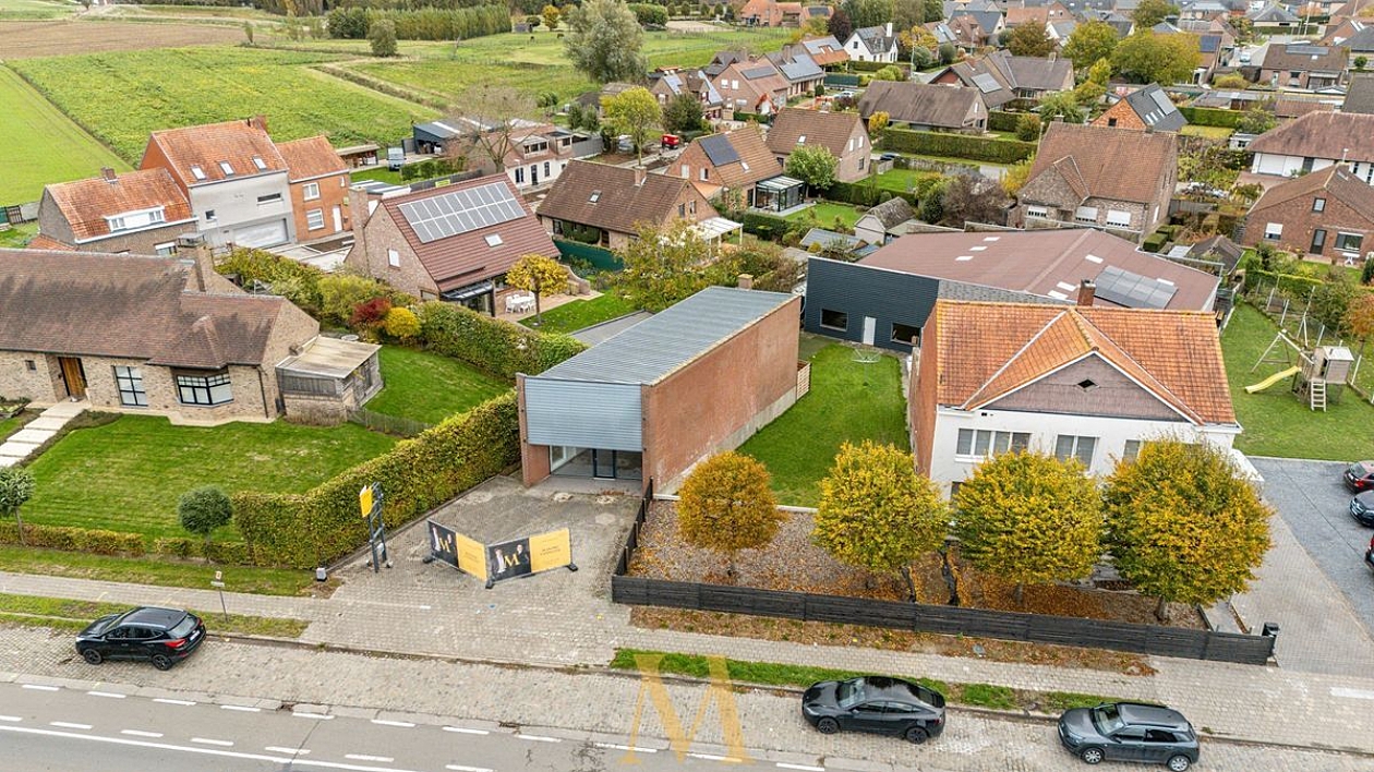 1 019a3594 f52c 7efb bab0 d4181a31aefb