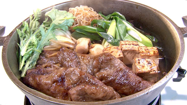 すき焼き(特選) 1人前 9266円※サービス料込み