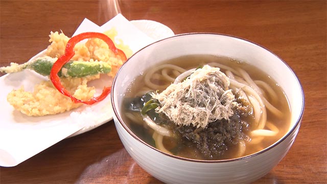 とり天白昆布うどん 1000円（税込み）