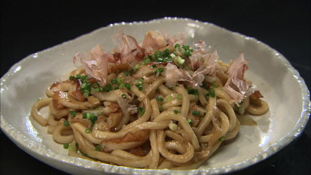 村田流ちくわと大根のピリ辛焼きうどん