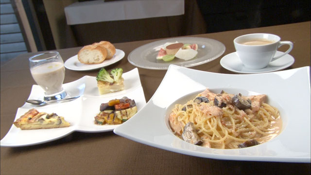 パスタランチB1350円※デザート付は350円