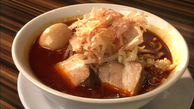 辛みそラーメン(麺少なめ)※味たまごサービス700円