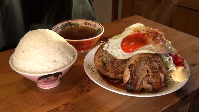 チャーシューエッグ定食