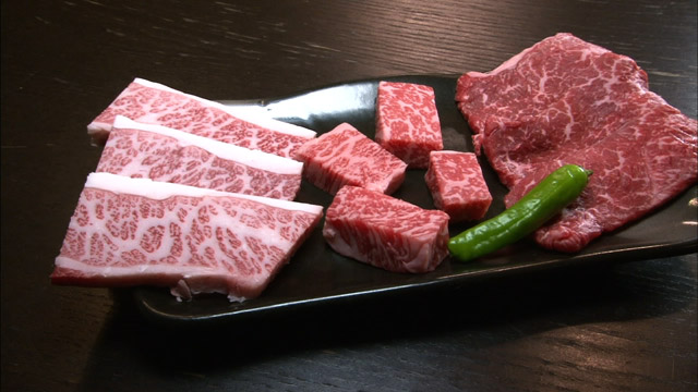 赤身肉3種類1人前2000円