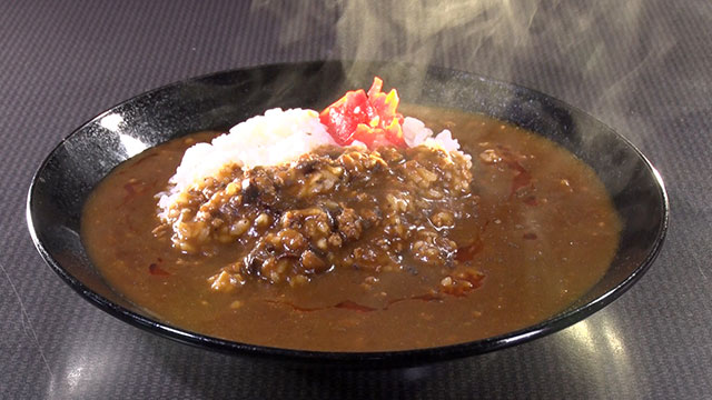 担々カレー 580円+税※一部店舗だけの限定販売