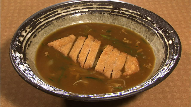 カツカレーうどん900円