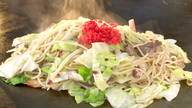 塩焼きそば麺2玉 1300円(かた肉・油かす・キャベツ)