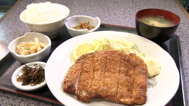 チキンカツ定食650円※日祝以外の午後3時まで限定