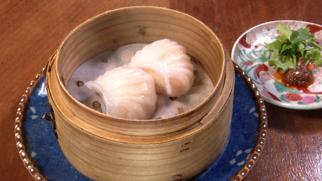 えび蒸し餃子 麻蝦醤ソース添え