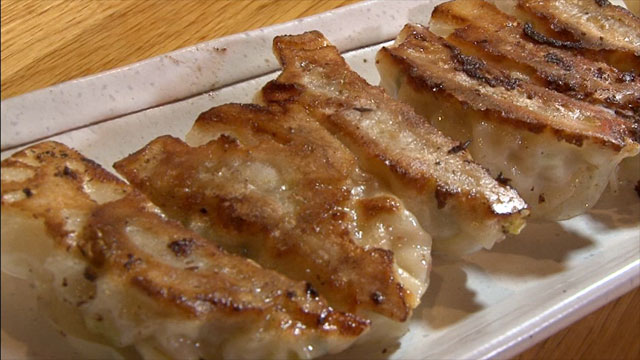 焼餃子1人前345円