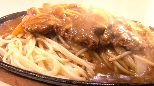 カツカレースパゲッティ800円