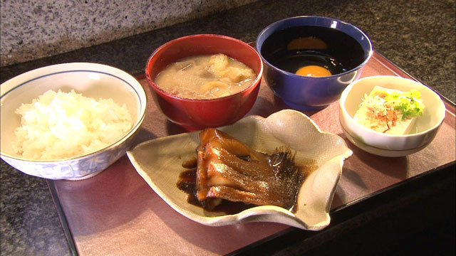 天然カレイの煮付1940円