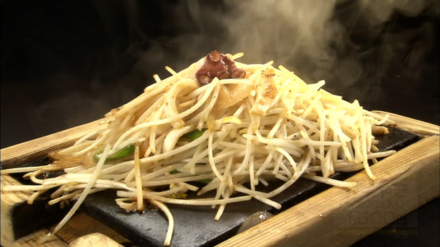 野菜やき(イカ・タコ入り)1500円