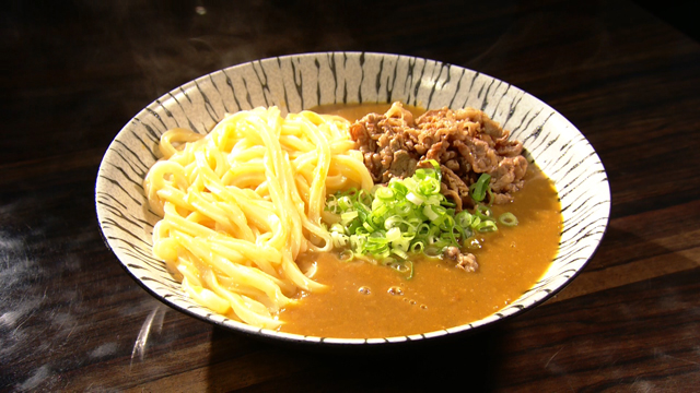 熱玉カレーうどん