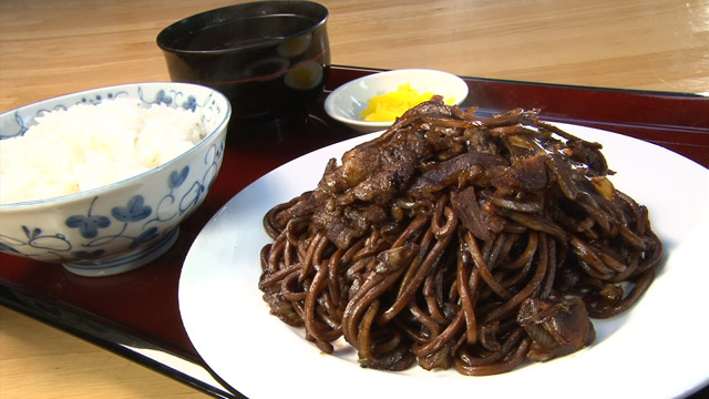 豚そば焼き定食700円