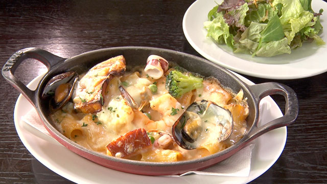 【数量限定】リガトーニと魚介のトマトクリームグラタン 1620円
