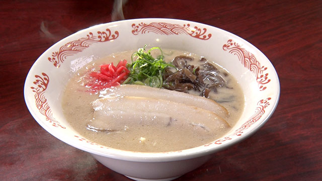 本格濃厚博多とんこつラーメン 699円