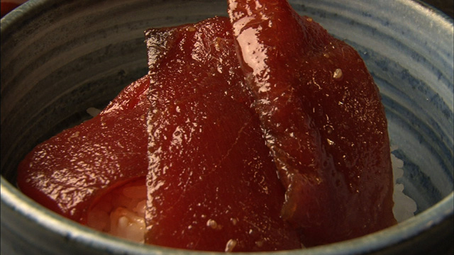 キハダマグロのづけ丼850円