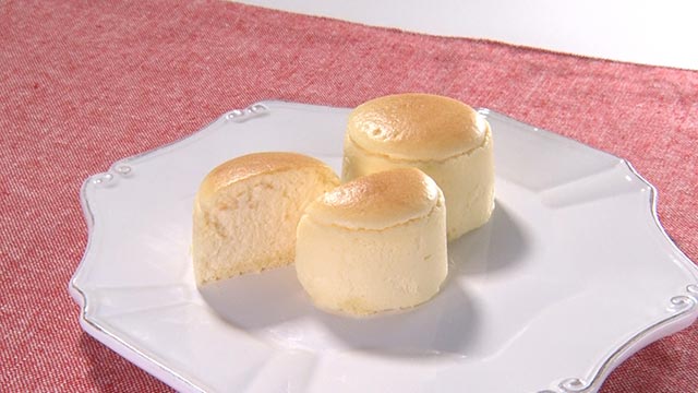 小山チーズ（8個入り）1512円（税込み）