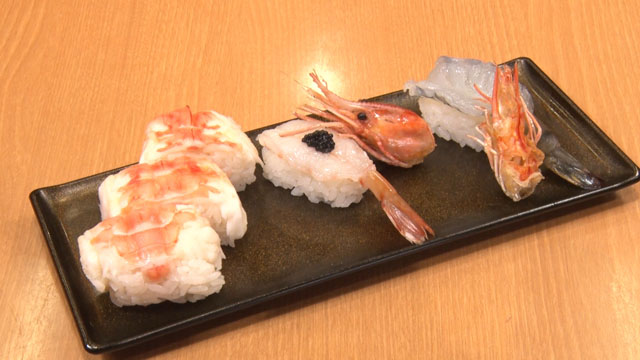 世界の海老食べ比べ528円(税込み)