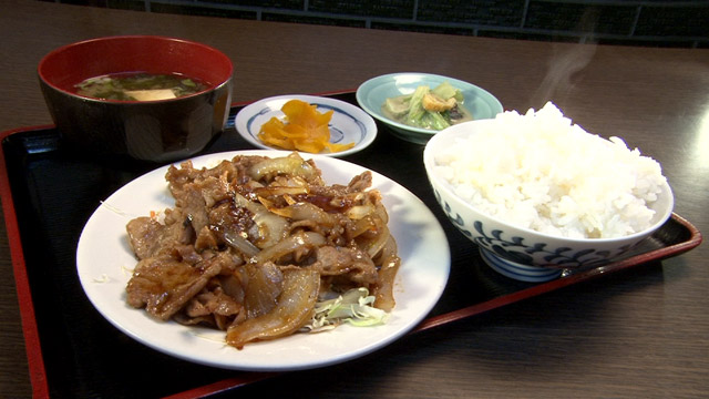 豚肉たれ焼定食500円