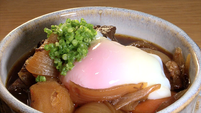 中村流肉じゃが温泉卵添え1260円