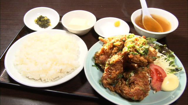 鶏のからあげ定食680円※ランチ時のみ