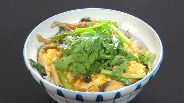 村田流キノコたっぷりトロトロ木の葉丼