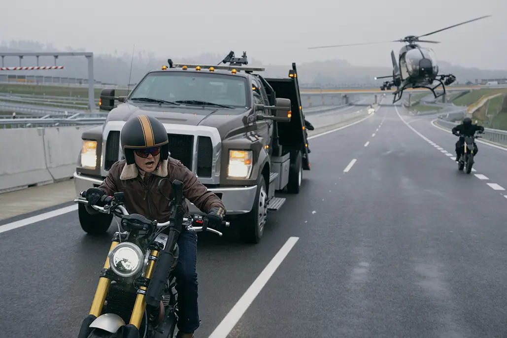 Matchbox The Movie Features Triumph Scrambler 1200 Xe Icon Edition 01