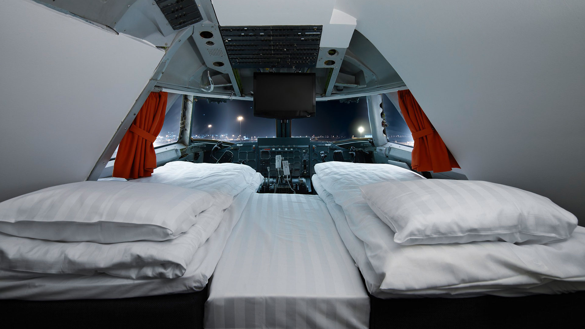 Where Do Crew Members Sleep On LongHaul Flights?