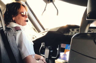 Captain Jacqueline: a pilot breaking stereotypes