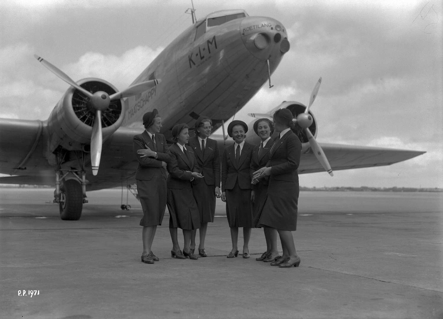 The First Steward and Stewardess at KLM - KLM Blog