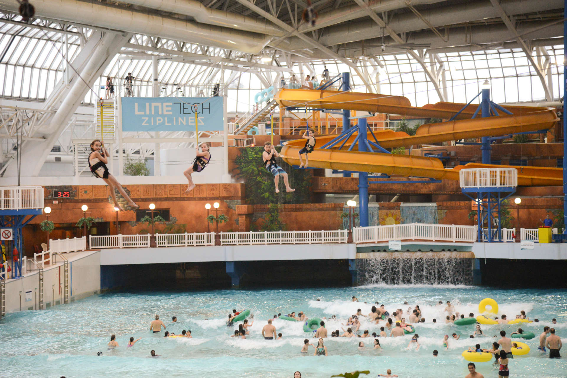 43 Wacky Facts about West Edmonton Mall (2023 DATA!) - Fun World Facts