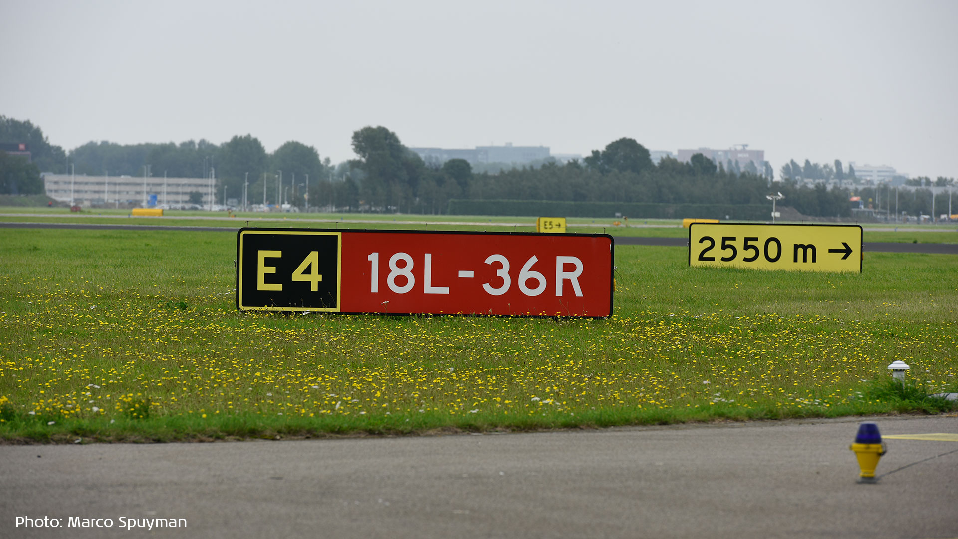 runway signs